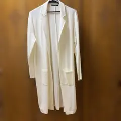 新品未使用　アイボリーロングジャケットのサムネイル
