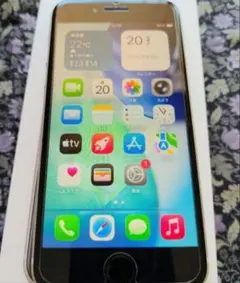 美品　iPhone　SE3　64G　第3世代　シムフリー