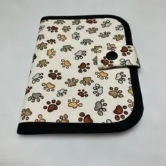 犬の足跡デザインお薬手帳ケース