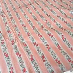 希少✨美品　ローラアシュレイ　テーブルクロス　花柄　アンティーク　大判　長方形 希少✨美品 ローラアシュレイ テーブルクロス 花柄 アンティーク