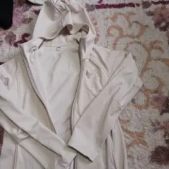 UNIQLO フード付きベージュパーカー Lサイズ