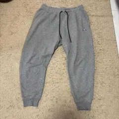 グレー ジョーダン パンツ