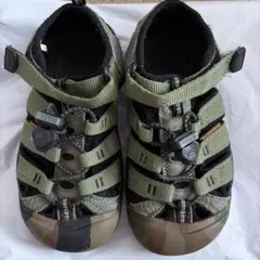 KEEN サンダル カーキ 18.5cmのサムネイル
