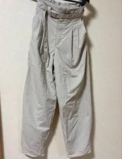 GU テックタックコクーンパンツ ベージュ