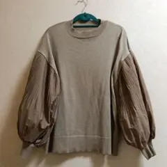 バルーンスリーブ ニット ベージュ　Mサイズ
