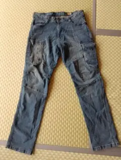 Item thumbnail for item 2e7bc635-1818-421e-8c24-53c85c646fb7