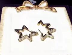 星型 ゴールド×クリスタルピアス