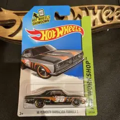 限定4000☆ホットウィール コンベンション ディナーカー プリムス バラクーダ ホットウィール プリムスバラクーダ 破れあり - メルカリ