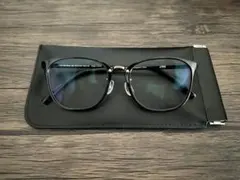 JINS ブラック サングラス ケース&メガネ拭き付き