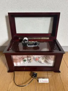 【 希少 】REUGE ダンシングカップルオルゴール付き ジュエリーボックス 希少 】REUGE ダンシングカップルオルゴール付き ジュエリーボックス