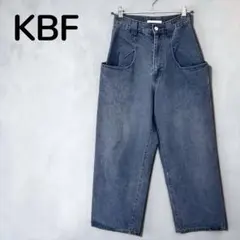 【ケービーエフKBF】BIGポケットデザインデニム　ルーズシルエット　ブラックのサムネイル
