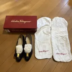Salvatore Ferragamo ブラックパンプス