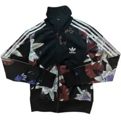 adidas ヴィンテージフラワープリント ショート丈ジャケット&タンク 