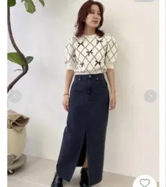 新品✨完売品　リリーブラウン　ストレートデニムスカートのサムネイル