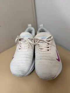 NIKE INFINITY RUN 4