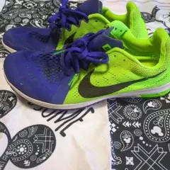 Nike ランニングシューズ ネオンイエロー/ブルー