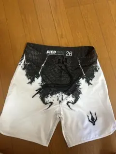 [早い者勝ち］フィジーク　サーフパンツ