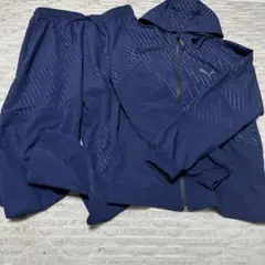 PUMA フード付きネイビージャージ上下セット 上　Sサイズ　下Lサイズ