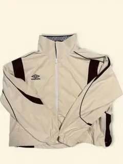 Umbro ベージュ ナイロンジャケット