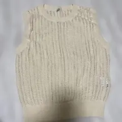 【UNIQLO】ユニクロノースリーブニット S アイボリー