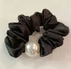 CHANEL シャネル パール付きシュシュ ヘアゴム