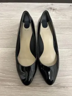 RANDA 走れる美脚パンプス黒エナメル 24.0cm