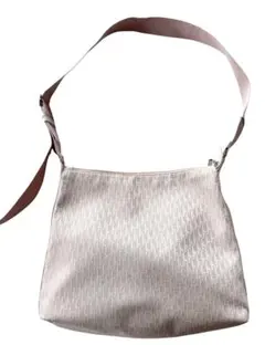 ピンク クリスチャンディオールショルダーバッグ