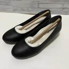 【美品】velikoko ヴェリココ パンプス 就活 黒 21.5cmのサムネイル