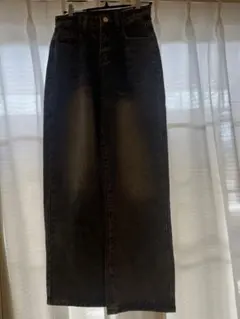デニムパンツのサムネイル