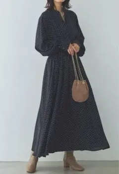 Gready Brilliant ドット柄長袖ワンピース