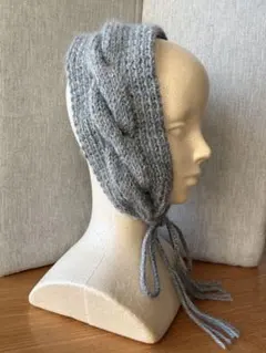 ハンドメイド　棒編み　縄編みのイヤーマフ　ユザワヤ　ウール100% グレー