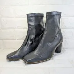 Item thumbnail for item c0d6fa1f-547b-4cd0-90ec-38d704732149