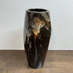 Item thumbnail for item c42a37d2-36f4-43e6-8225-3e67b44a6344