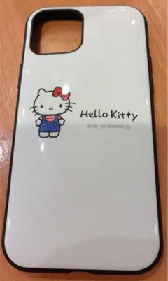 キティiPhone12ハードケースマスコット付きのサムネイル