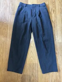 UNIQLO ダークグレー ヒートテックタックテーパードパンツ　M