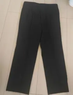 スラックス プリーツ付き　濃紺