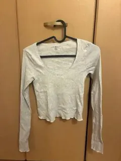 BRANDY MELVILLE グレー 長袖 クロップド