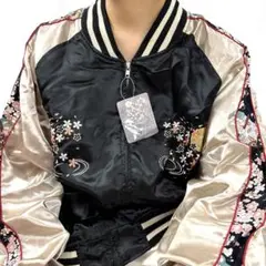 新品タグ付 和柄スカジャン 4L桜和柄刺繍 黒 大きいサイズ