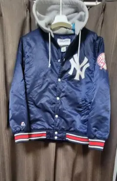 Majestic ヤンキース フード付きスタジャン M 美品 廃番品