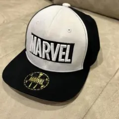 MARVEL ベースボールキャップ ブラック×ホワイトのサムネイル