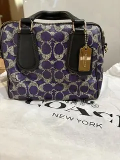 COACH ショルダーバッグ 紫と金のパターン