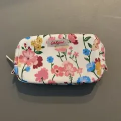 Cath Kidston 花柄ポーチのサムネイル