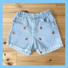 【未着用】シーイン　SHEIN さくらんぼの刺繍が可愛いデニムショートパンツ