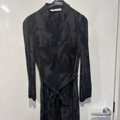 ZARA 茶と黒の模様Sサイズ ロングワンピース