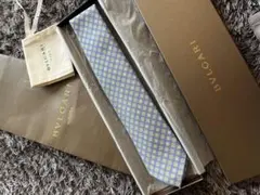 BVLGARI ブルーハート柄ネクタイ