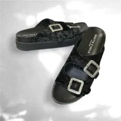 美品　オデットエオディール ダブルビジューベルトサンダル　ブラック　37