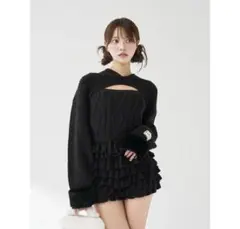 新品タグ付き ダーリッチ フリルニットコンビネゾン ブラック