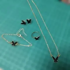 Item thumbnail for item 0a4f4ade-4df0-4b20-a812-e437823c7c57