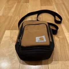 Carhartt ショルダーバッグ ブラウン　お値下げしましたのサムネイル