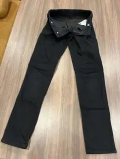ブラック スリムフィット 長ズボン　女の子　150
